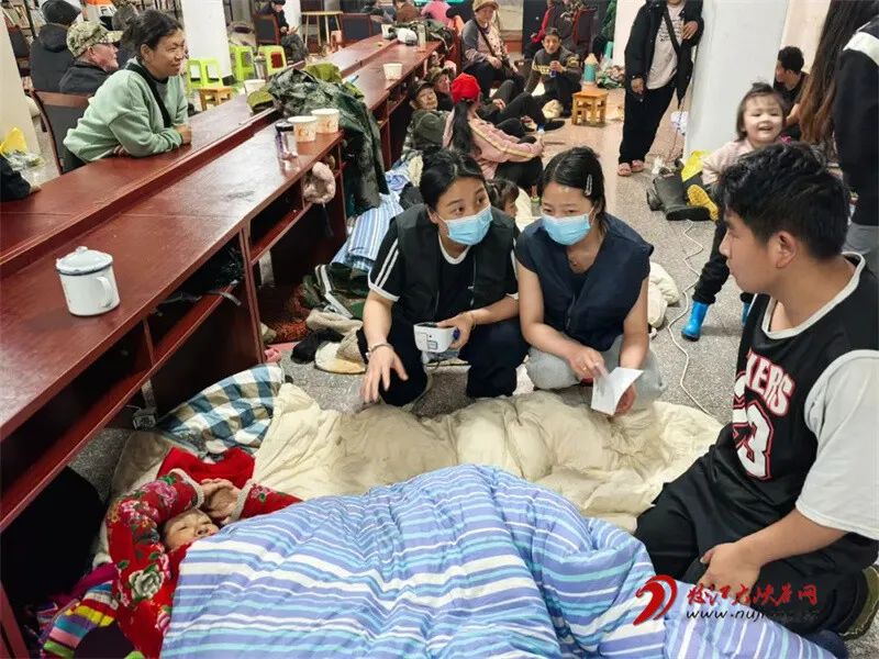   党旗在基层一线高高飘扬 | 独龙江乡中心卫生院：独龙族群众信赖的健康守护者